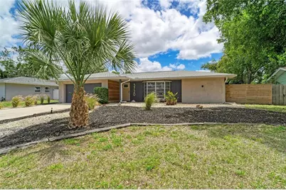 3720 Allenwood Street, Sarasota, FL 34232 - Photo 3
