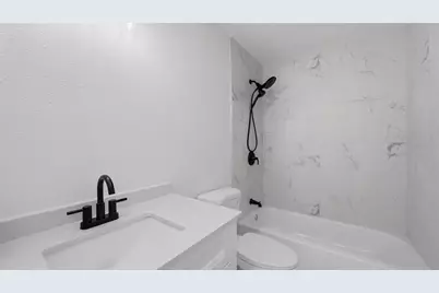 561 Yale Road, Venice, FL 34293 - Photo 13