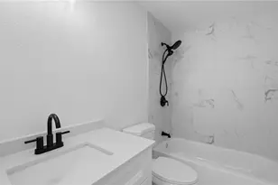 561 Yale Rd, Venice, FL 34293 - Photo 13