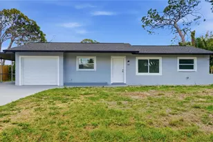 561 Yale Rd, Venice, FL 34293 - Photo 1