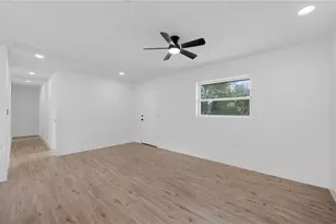 561 Yale Rd, Venice, FL 34293 - Photo 11