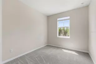 1386 Grantham Dr, Sarasota, FL 34234 - Photo 23