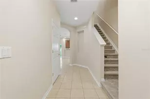 1386 Grantham Dr, Sarasota, FL 34234 - Photo 3