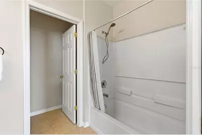 1386 Grantham Drive, Sarasota, FL 34234 - Photo 21