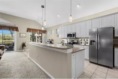 7822 Troon Court, Lakewood Ranch, FL 34202 - Photo 5