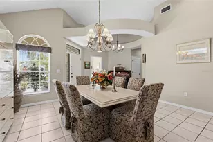 7822 Troon Ct, Lakewood Ranch, FL 34202 - Photo 9