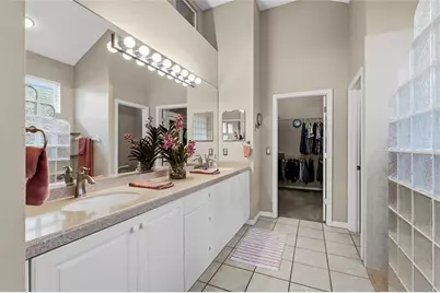 7822 Troon Court, Lakewood Ranch, FL 34202 - Photo 33