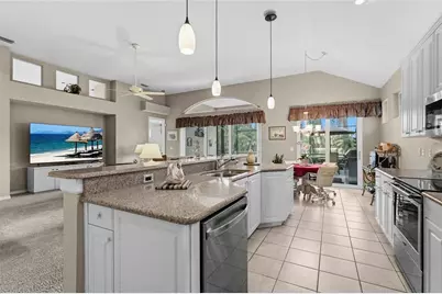 7822 Troon Court, Lakewood Ranch, FL 34202 - Photo 23