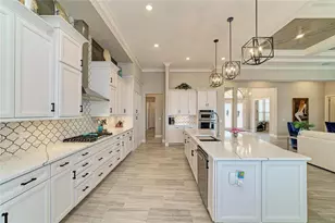 296 Maraviya Blvd, Nokomis, FL 34275 - Photo 41