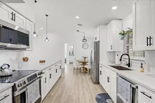 6505 64th Ln E, Palmetto, FL 34221 - Photo 15