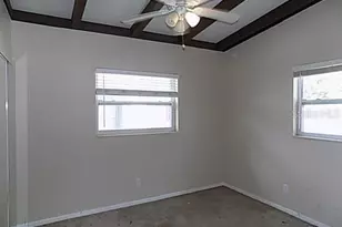 3642 Dover Dr, Sarasota, FL 34235 - Photo 17