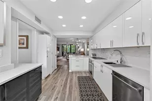 828 Bayport Wy, Longboat Key, FL 34228 - Photo 7