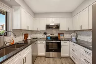6519 Draw Ln, Sarasota, FL 34238 - Photo 17