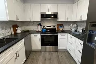 6519 Draw Ln, Sarasota, FL 34238 - Photo 11