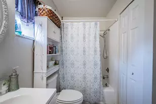 210 Amherst Ave, Sarasota, FL 34232 - Photo 15