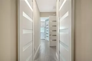 7198 Del Lago Dr, Sarasota, FL 34238 - Photo 35