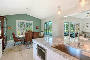 7198 Del Lago Dr, Sarasota, FL 34238 - Photo 29