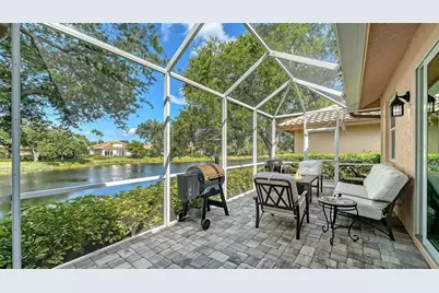 7198 Del Lago Drive, Sarasota, FL 34238 - Photo 17