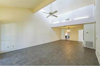 2249 Cypress Cove Drive #E-3, Tavares, FL 32778 - Photo 9