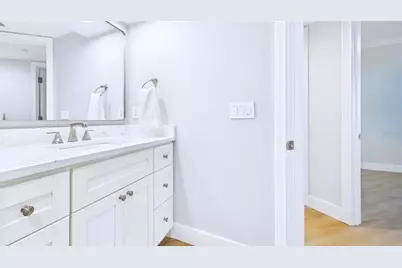 1241 Gulf Of Mexico Drive #506, Longboat Key, FL 34228 - Photo 23