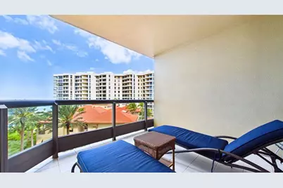 1241 Gulf Of Mexico Drive #506, Longboat Key, FL 34228 - Photo 37