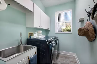 9937 Laurel Valley Avenue Circle, Bradenton, FL 34202 - Photo 37