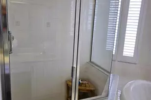 7404 38th Ct E, Sarasota, FL 34243 - Photo 39