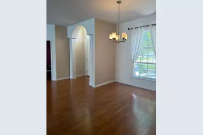 7404 38th Court E, Sarasota, FL 34243 - Photo 15