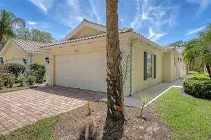 5867 Helicon Pl, Sarasota, FL 34238 - Photo 17