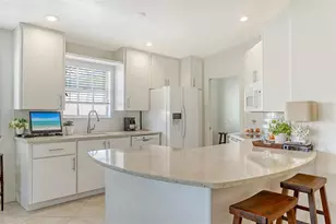 5867 Helicon Pl, Sarasota, FL 34238 - Photo 5