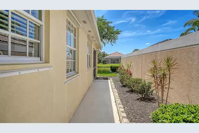 5867 Helicon Place, Sarasota, FL 34238 - Photo 37