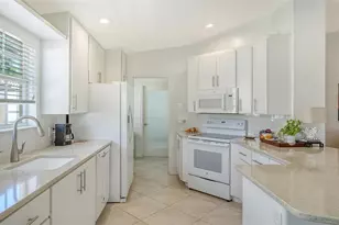 5867 Helicon Pl, Sarasota, FL 34238 - Photo 13