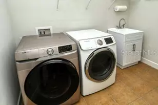 20405 Cavallo Ct, Venice, FL 34292 - Photo 17