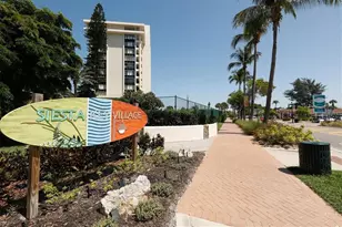 2486 Breakwater Cir, Sarasota, FL 34231 - Photo 53