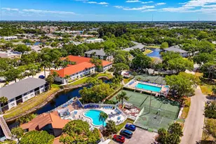 4425 45th Ave W, Bradenton, FL 34210 - Photo 3