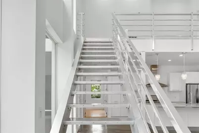 1751 Hawthorne Street, Sarasota, FL 34239 - Photo 19