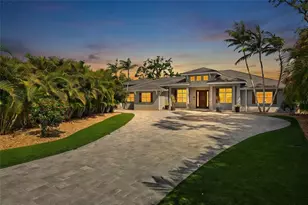 1705 Wisconsin Ln, Sarasota, FL 34239 - Photo 3