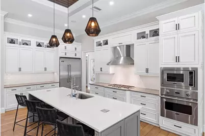 1705 Wisconsin Lane, Sarasota, FL 34239 - Photo 15