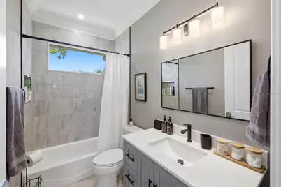 1705 Wisconsin Lane, Sarasota, FL 34239 - Photo 45