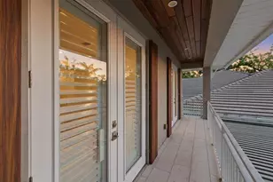 1705 Wisconsin Ln, Sarasota, FL 34239 - Photo 47