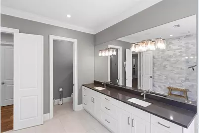 1705 Wisconsin Lane, Sarasota, FL 34239 - Photo 27