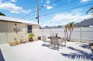 1028 Lillian St, Venice, FL 34285 - Photo 29