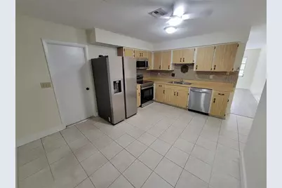 1028 Lillian Street, Venice, FL 34285 - Photo 9