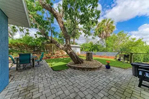 4518 7th St Ct E, Ellenton, FL 34222 - Photo 9