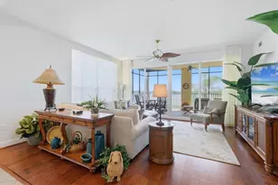 6360 Water Crest Way, Lakewood Ranch, FL 34202 - Photo 7