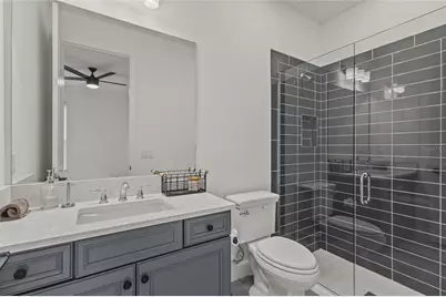 16319 Mount Holly Drive, Lakewood Ranch, FL 34211 - Photo 29