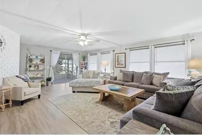 6710 36th Avenue E #121, Palmetto, FL 34221 - Photo 5