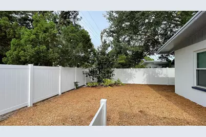 2832 Bay Street, Sarasota, FL 34237 - Photo 25