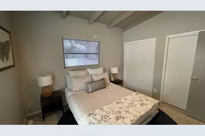 2832 Bay Street, Sarasota, FL 34237 - Photo 13