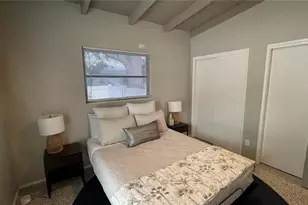 2832 Bay St, Sarasota, FL 34237 - Photo 13